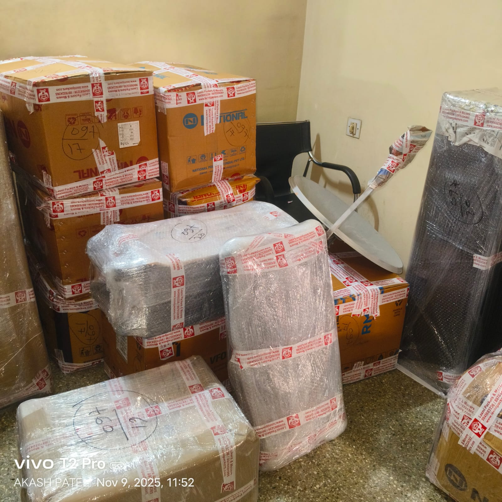 Professional packers and movers in Bangalore packing miscellaneous household items with care and quality materials