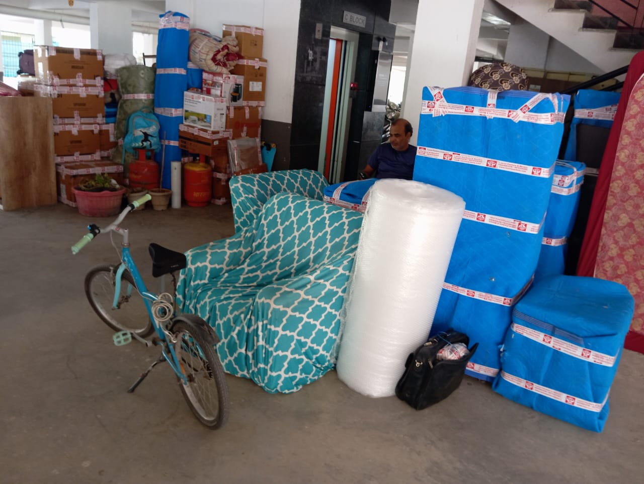 Packers and Movers in Doddanekundi Bangalore providing home shifting services