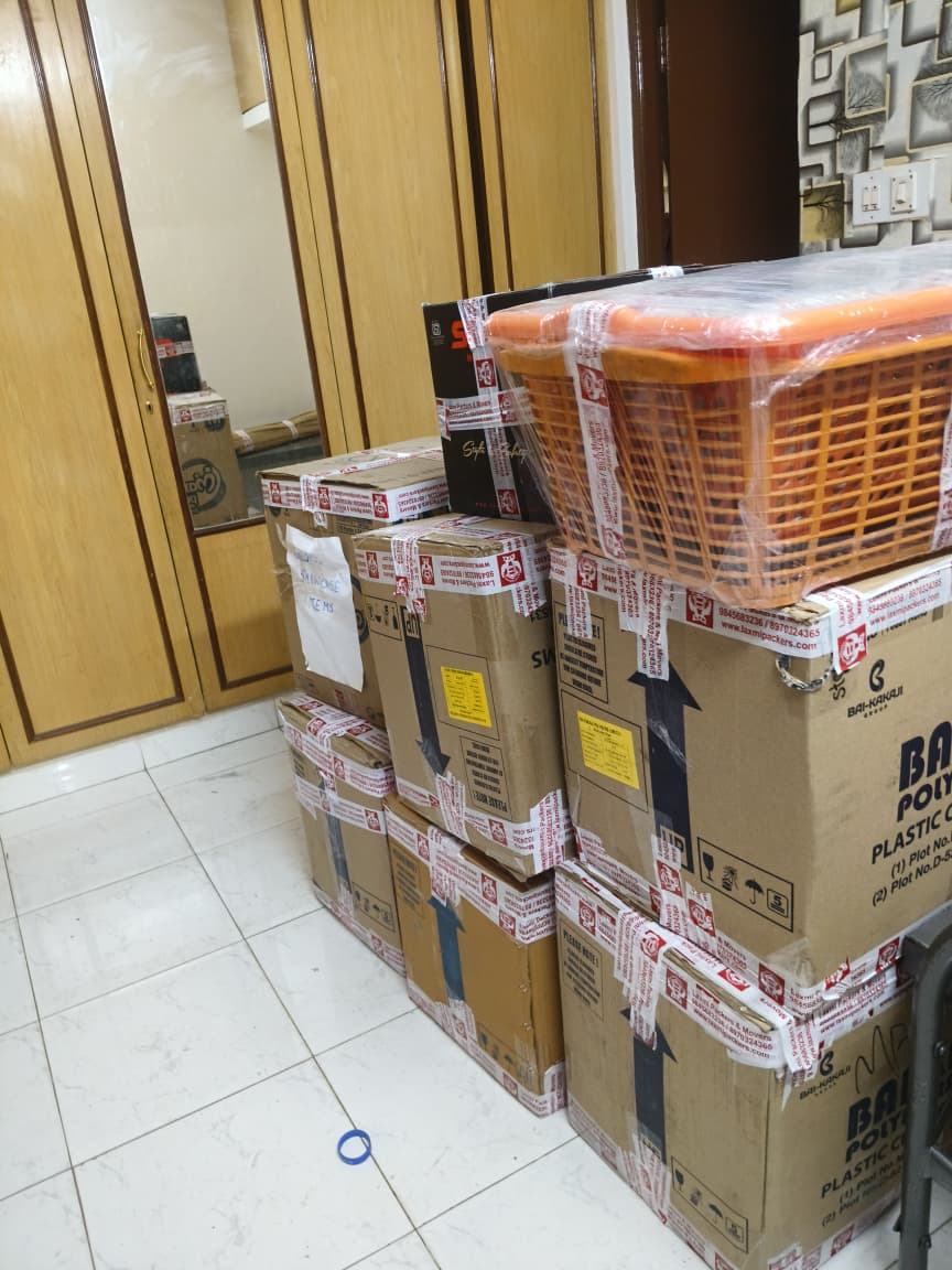 Professional packers and movers from Bangalore to Trichy providing safe household shifting and transport services
